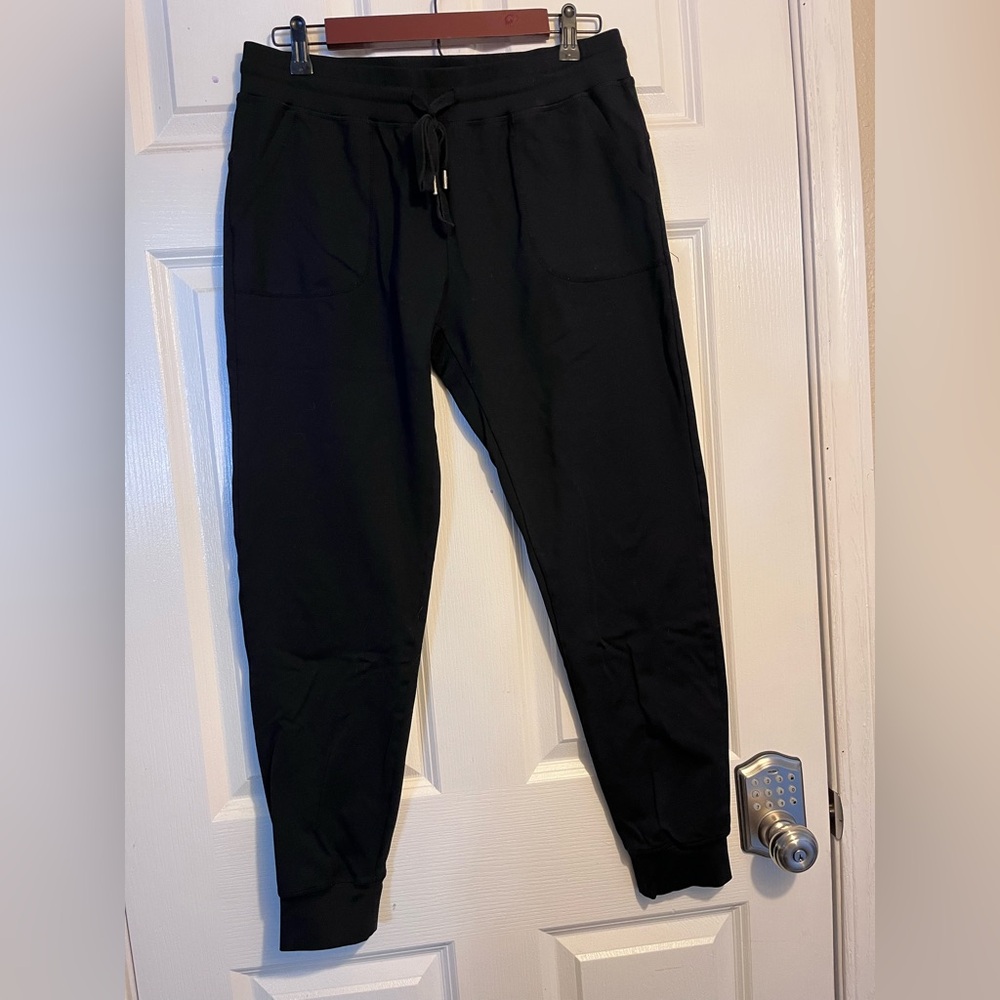 Zyia Women’s Black Jogger Pants Size Large